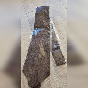 New Vintage Italian Luxury 100% Silk Tie